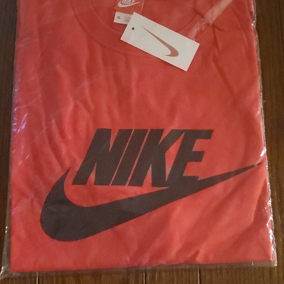 Nico :: Red/Black - Picture 1 of 1